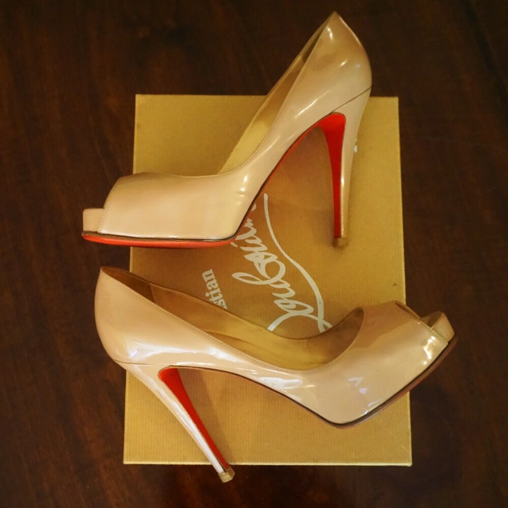 Authentic Christian Louboutin Very Prive 120